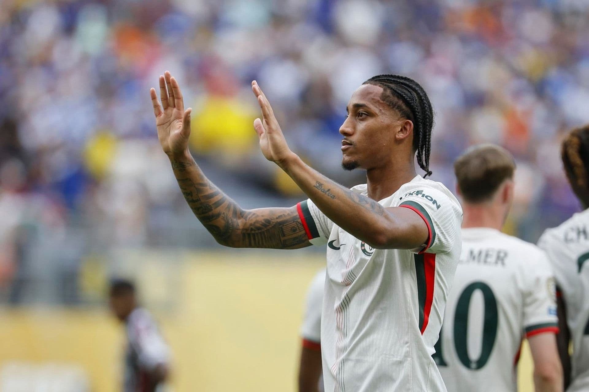Cầu thủ bóng đá trong trận đấu K-League 2025