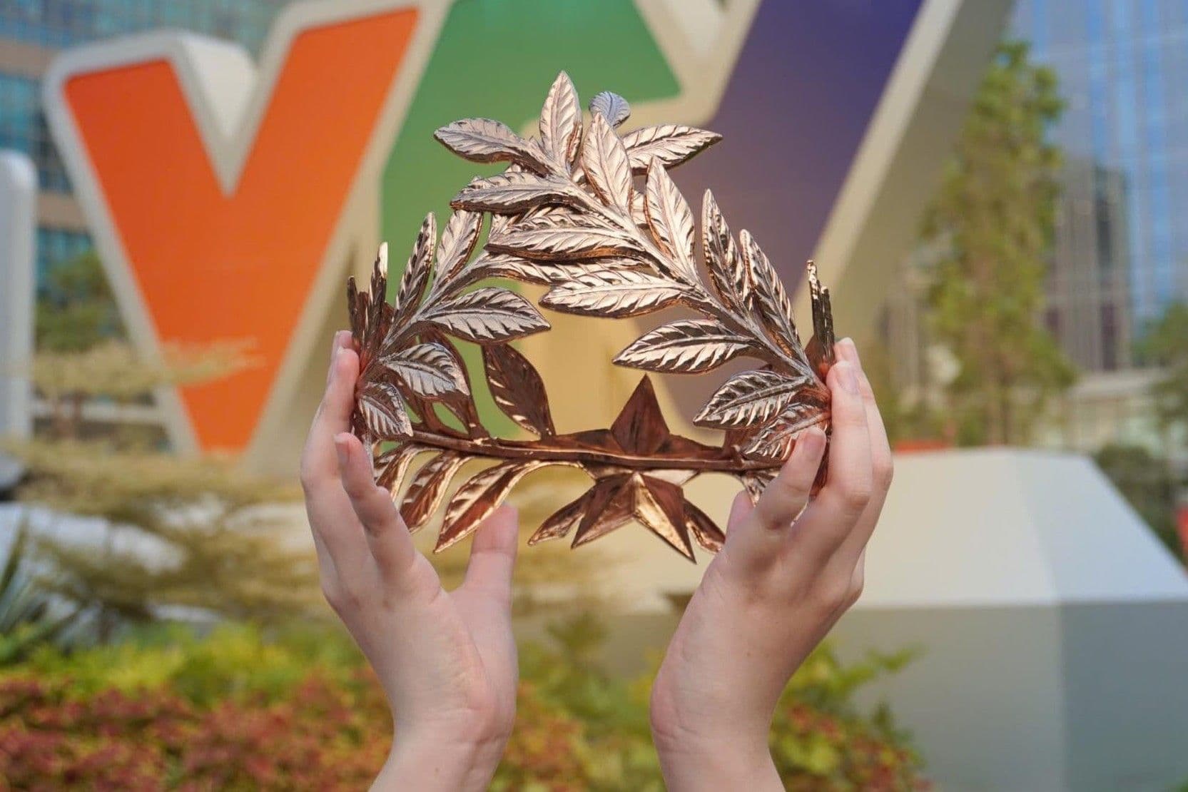 24 quán quân Đường lên đỉnh Olympia qua các năm, thể hiện chặng đường 25 năm kiến tạo trí tuệ Việt.