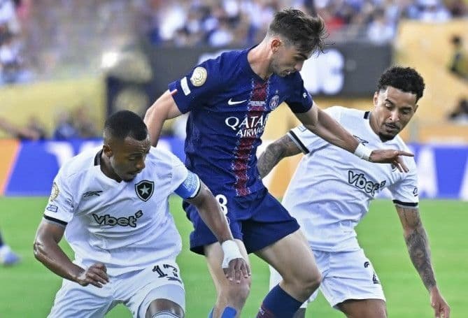 Địa chấn tại FIFA Club World Cup: PSG thất bại, nguy cơ bị loại sớm