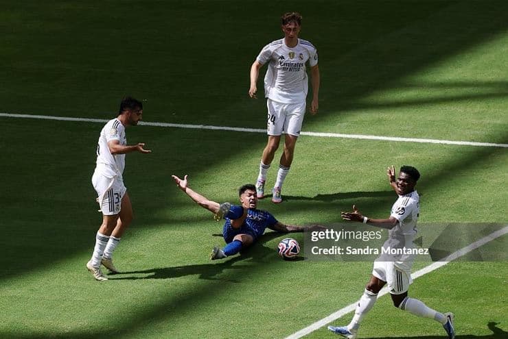 Asencio trở thành mắt xích yếu của Real Madrid