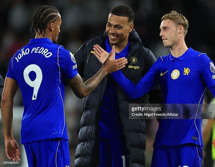 Bộ ba tấn công mới của Chelsea gồm Joao Pedro, Morgan Rogers và Cole Palmer, mũi nhọn phản công dưới thời Xabi Alonso.