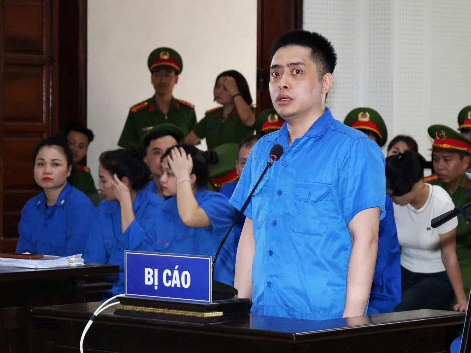 Bị cáo tại phiên tòa xét xử một vụ án hình sự