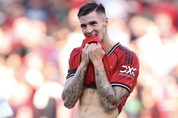 Benjamin Sesko tại Manchester United, chờ đợi cơ hội tỏa sáng