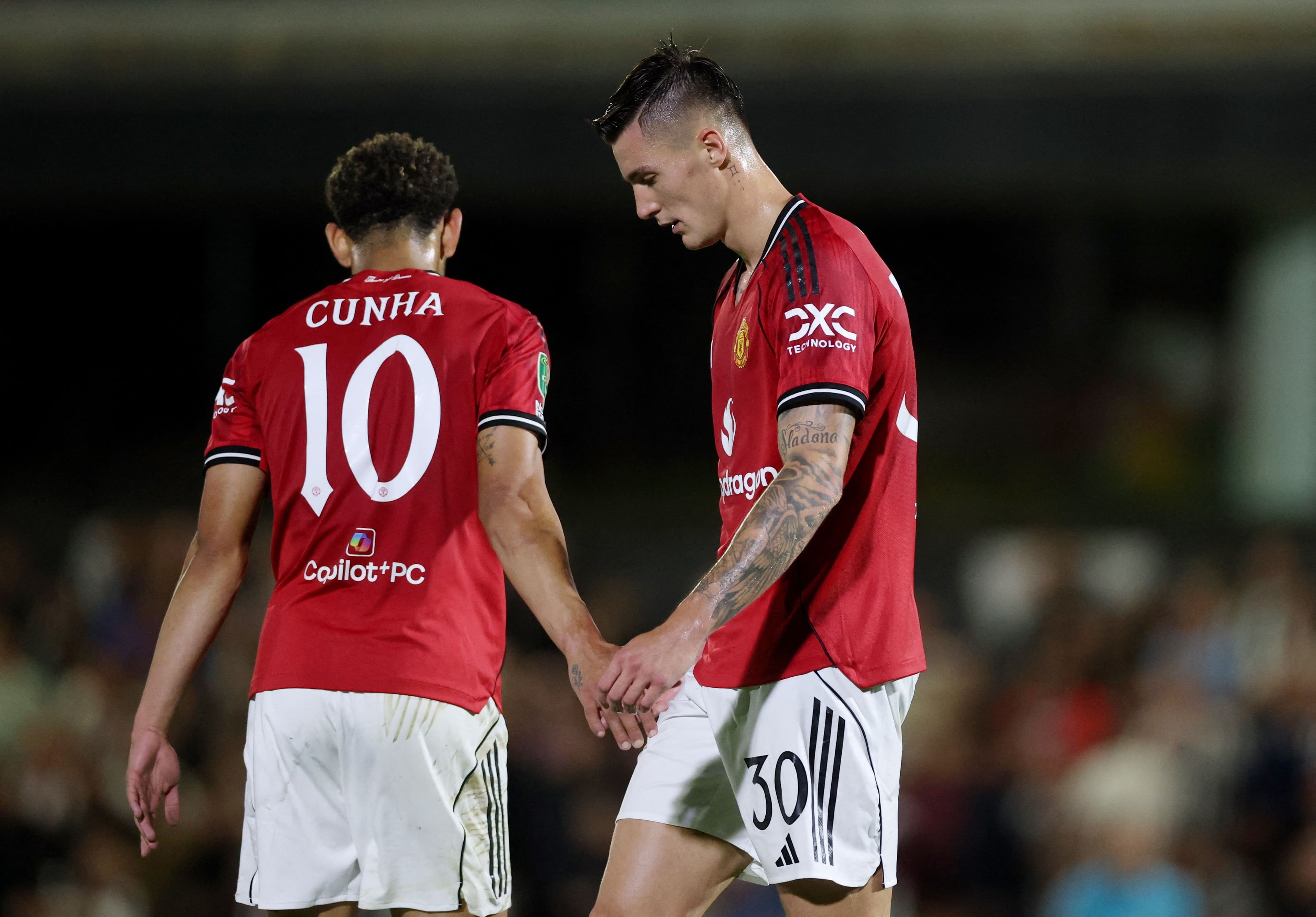 Benjamin Sesko trải nghiệm thực tại khắc nghiệt của Premier League