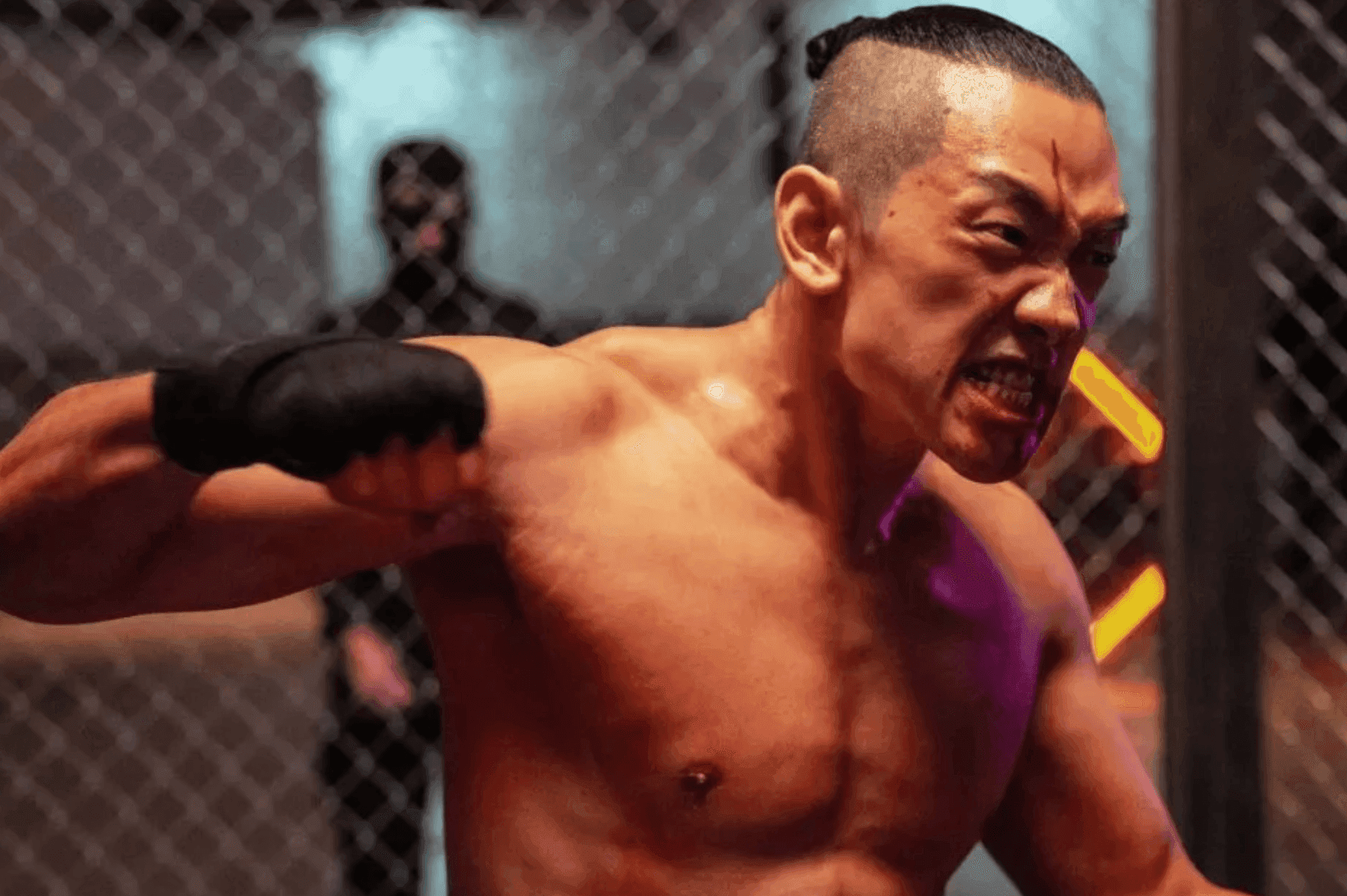 Bi Rain trong vai phản diện Baek Jung với ánh mắt lạnh lùng và gương mặt đẫm máu trong phim Bloodhounds 2