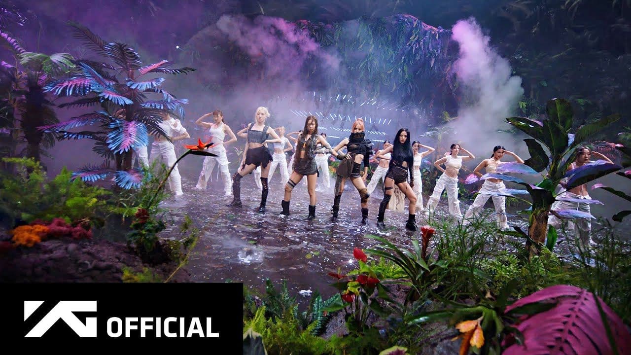 BLACKPINK trong MV 'Pink Venom' với phong cách hip-hop và yếu tố truyền thống Hàn Quốc.