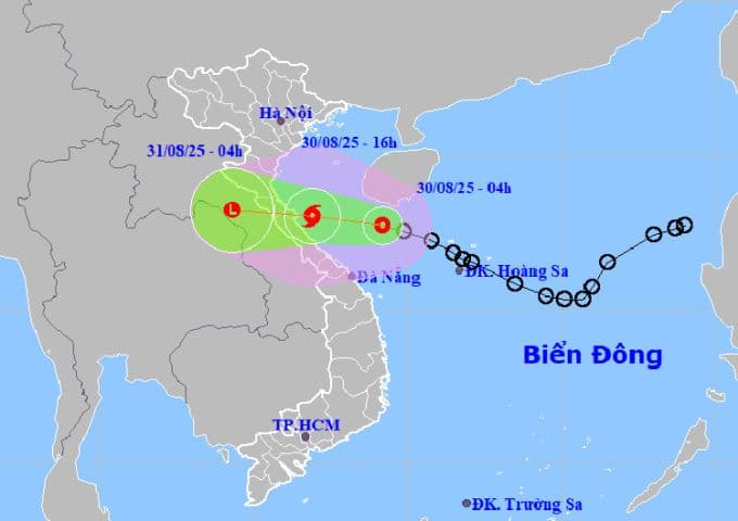 Bản đồ dự báo đường đi và khu vực ảnh hưởng của áp thấp nhiệt đới trên Biển Đông và đất liền Việt Nam.