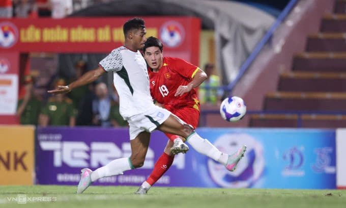 Cú cứa lòng mở tỷ số của Nguyễn Ngọc Mỹ cho U23 Việt Nam.