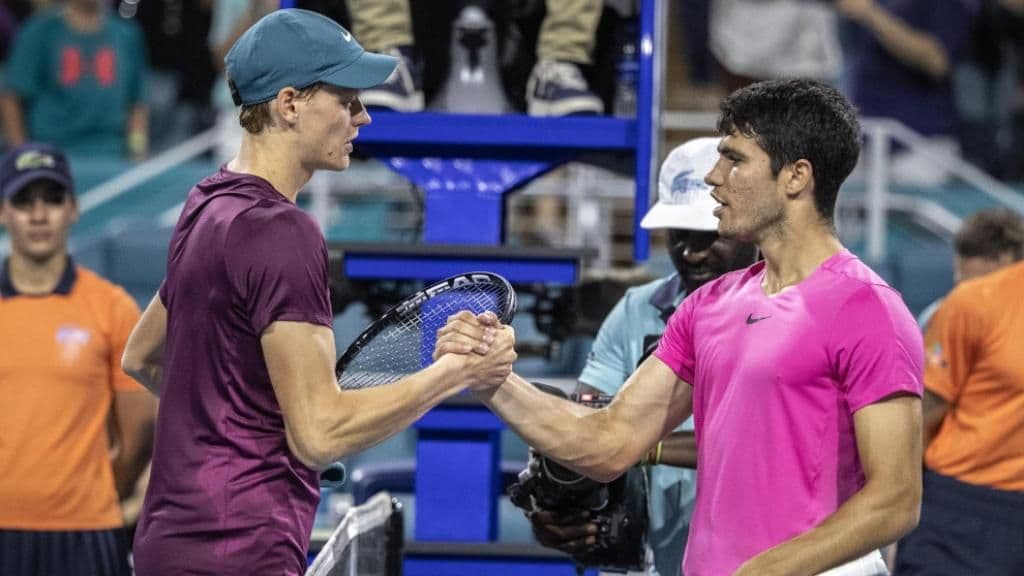 Carlos Alcaraz và Jannik Sinner, hai tay vợt dẫn đầu kỷ nguyên 'Next Gen'.