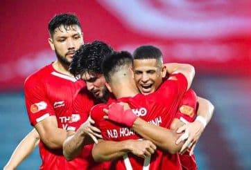 Các cầu thủ ăn mừng bàn thắng hoặc chiến thắng trong một trận đấu V.League