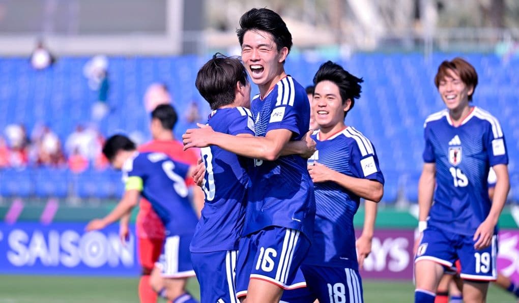 Các cầu thủ U23 Nhật Bản ăn mừng bàn thắng trong trận đấu tại giải U23 châu Á