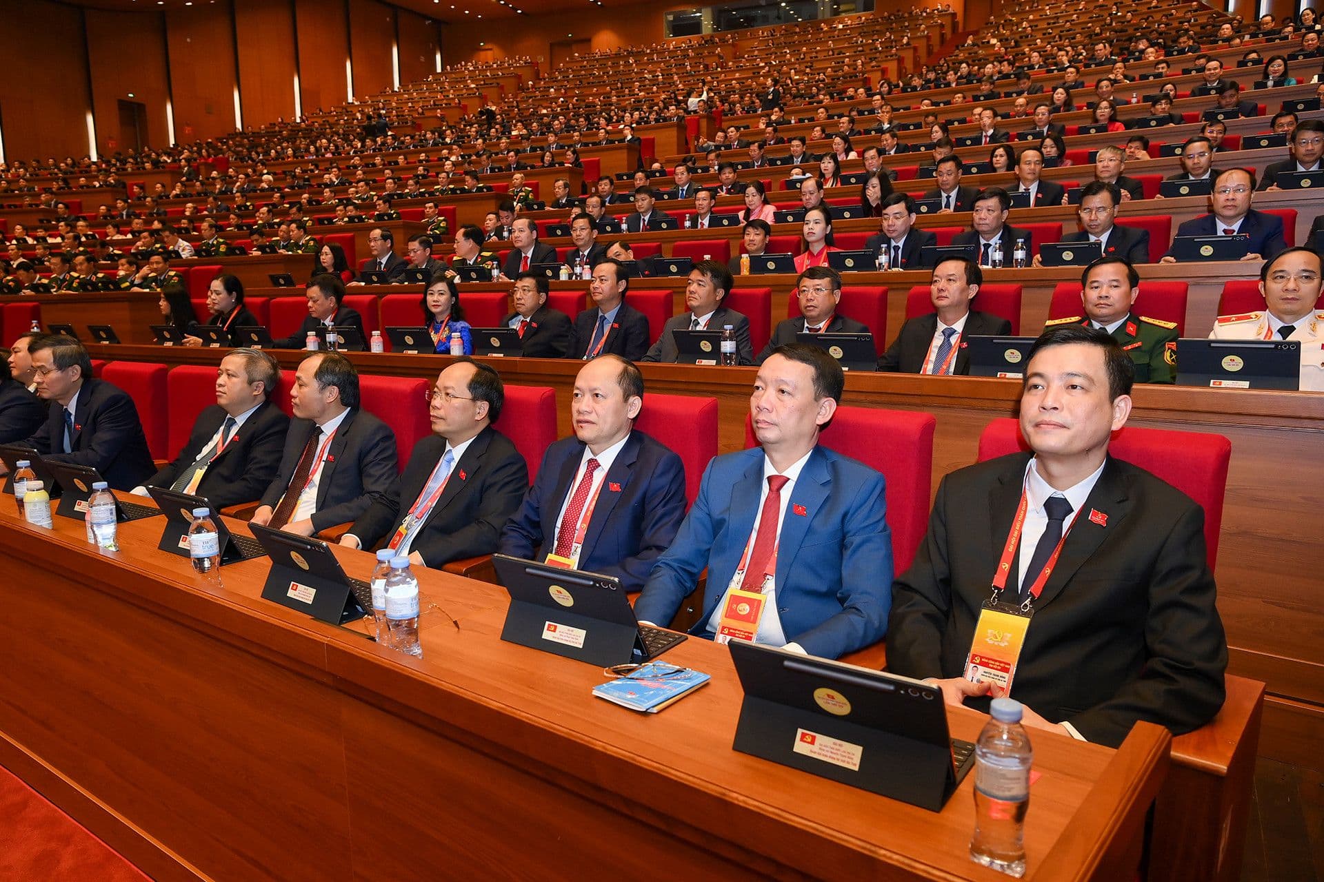 Các đại biểu tham dự Đại hội đại biểu toàn quốc lần thứ XIV của Đảng Cộng sản Việt Nam