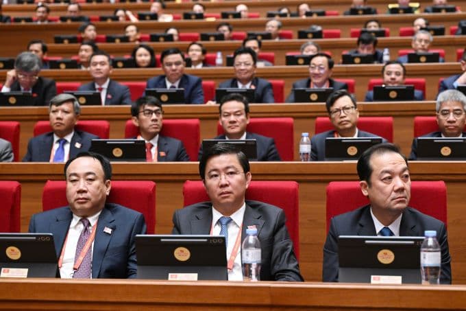 Các Thứ trưởng Bộ Khoa học và Công nghệ cùng đại biểu dự Đại hội, thể hiện sự thay đổi trong tư duy quản lý.