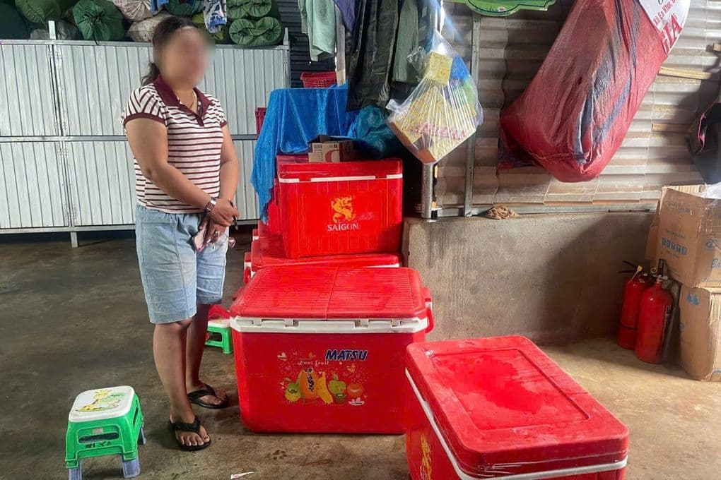 Chủ cơ sở nấu tiệc lưu động Ni Ya bị tạm đình chỉ hoạt động do vi phạm an toàn thực phẩm