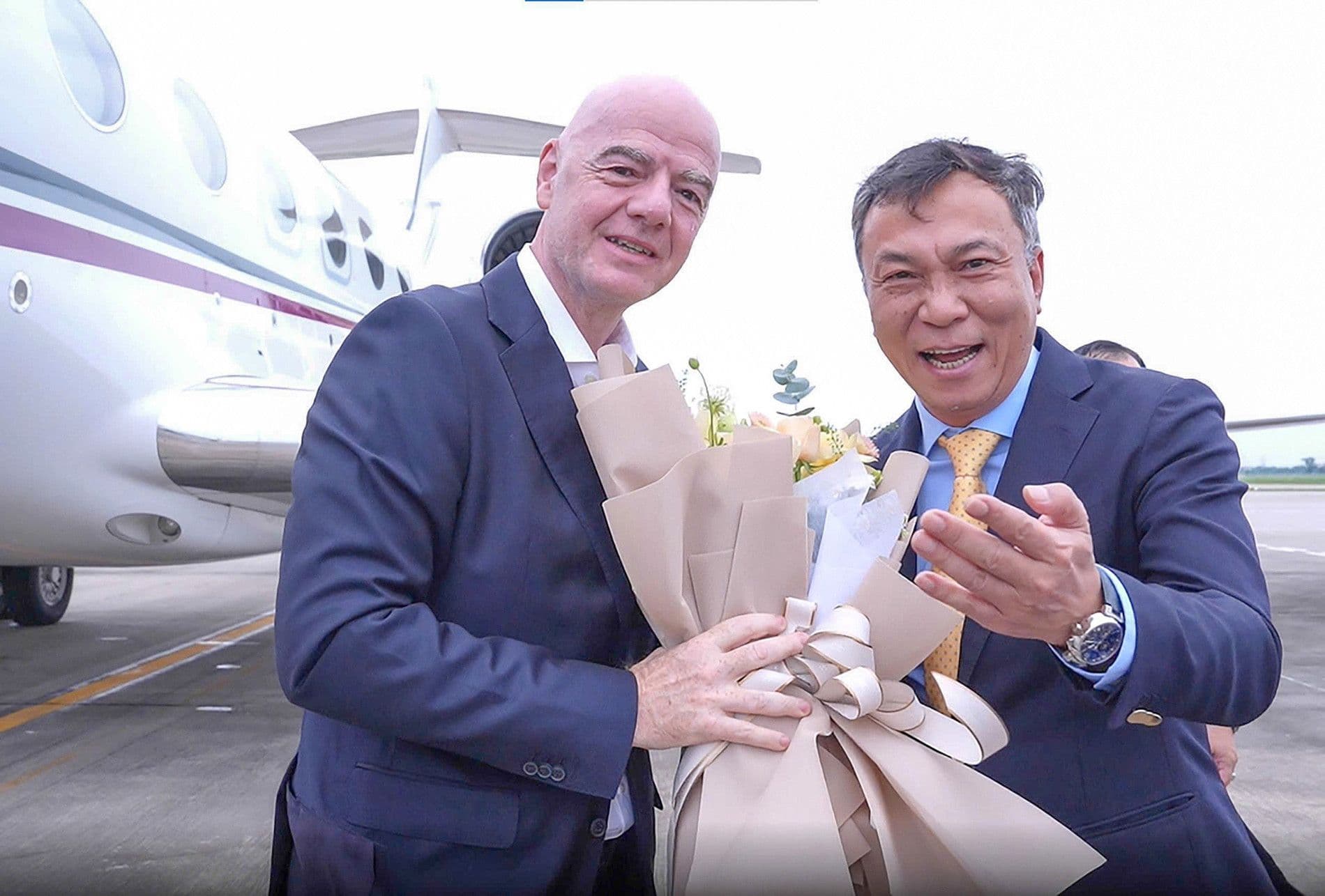 Chủ tịch FIFA Gianni Infantino được chào đón tại Việt Nam, biểu tượng cho sự phát triển và hội nhập của bóng đá Đông Nam Á với thế giới