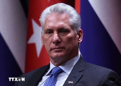 Chủ tịch Miguel Díaz-Canel trong bối cảnh đối thoại, thể hiện nỗ lực của Cuba tìm kiếm giải pháp với Mỹ giữa lệnh cấm vận.