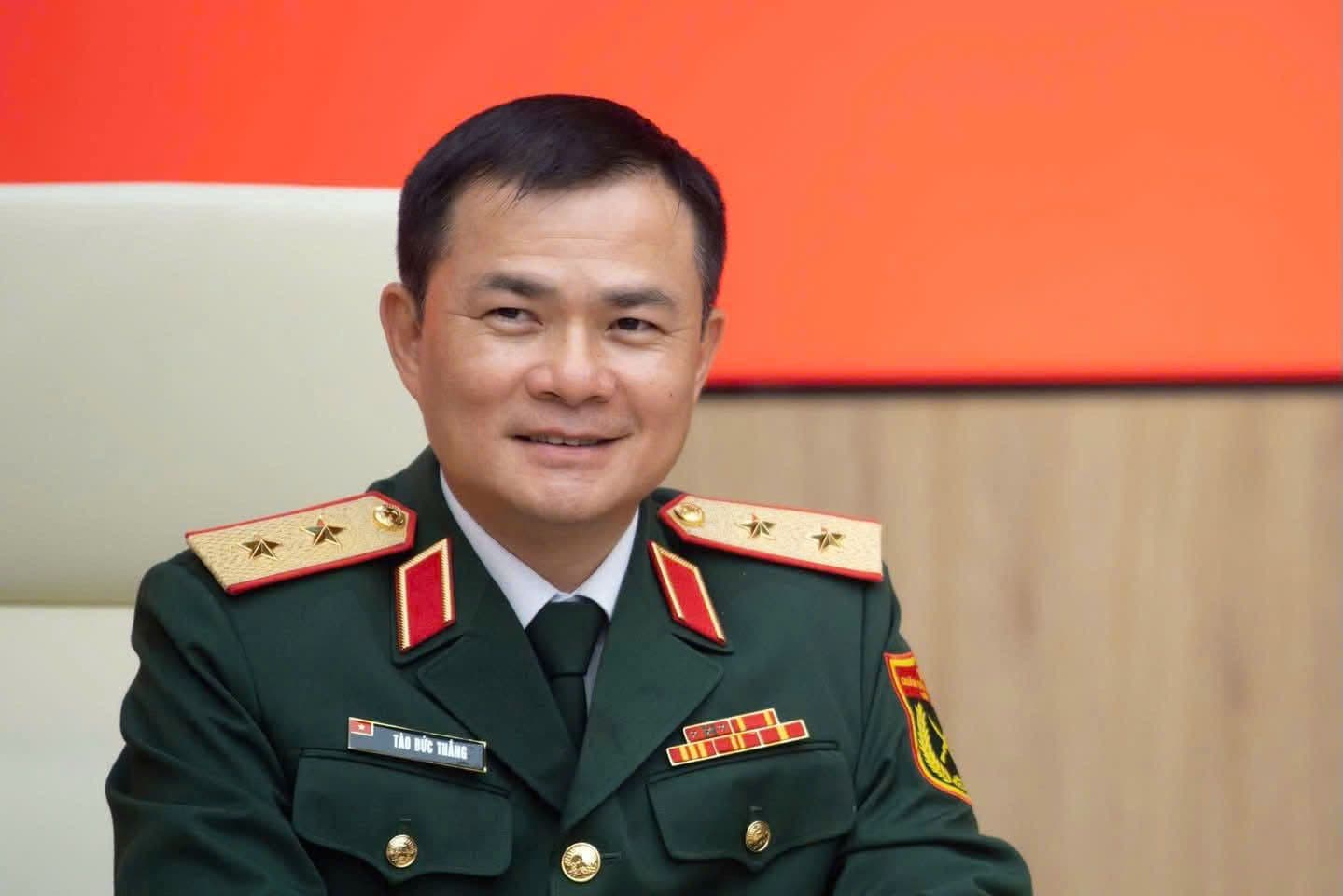 Chủ tịch Viettel Tào Đức Thắng trong quân phục Trung tướng