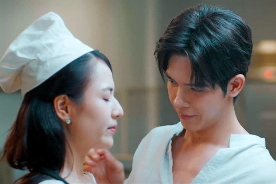 Cảnh phim truyền hình VTV với diễn viên nam và nữ, tượng trưng cho nội dung giải trí hấp dẫn của VTV3.