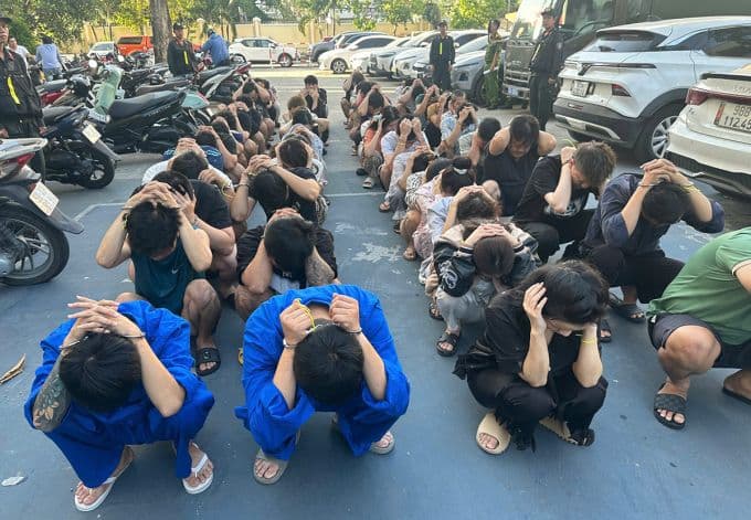 Cảnh sát bắt giữ 140 đối tượng trong đường dây ma túy quy mô lớn tại TP.HCM