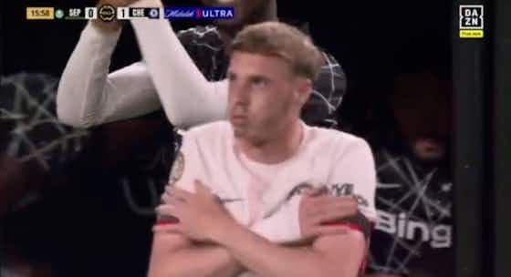 Cole Palmer ăn mừng bàn thắng cho Chelsea