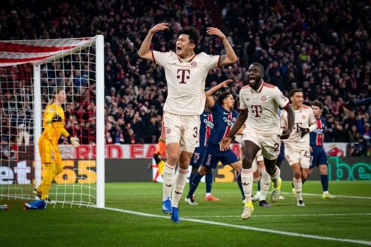 Cầu thủ Bayern Munich ăn mừng bàn thắng trong trận đấu căng thẳng tại FIFA Club World Cup 2025
