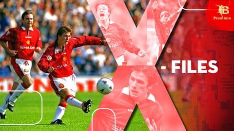 Cầu thủ David Beckham trong màu áo Manchester United, biểu tượng của những ngôi sao lớn tại Cúp Liên Đoàn.