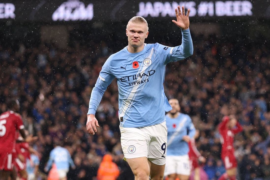 Cầu thủ Erling Haaland và Jeremy Doku của Man City thể hiện phong độ chói sáng