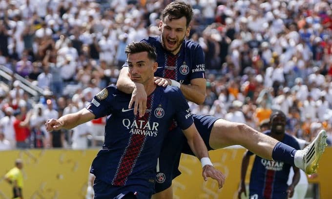 Cầu thủ Fabian Ruiz của PSG ăn mừng bàn mở tỷ số sớm vào lưới Real Madrid.