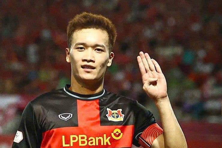 Cầu thủ Hoàng Đức thể hiện cảm xúc trên sân cỏ V-League