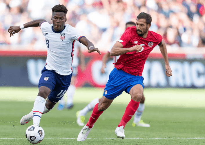 Cầu thủ đội tuyển Hoa Kỳ đối mặt áp lực trên sân nhà.