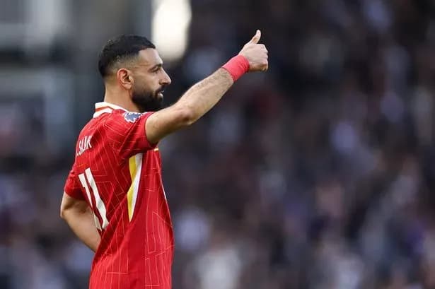 Cầu thủ Liverpool Mohamed Salah thể hiện tinh thần kiên cường của đội bóng.