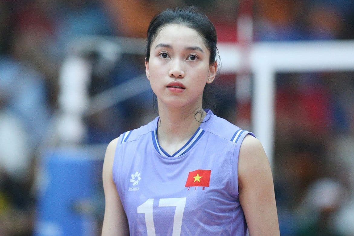 Cầu thủ Nguyễn Thị Phương của đội tuyển Việt Nam thể hiện sự tập trung cao độ trong trận đấu bán kết