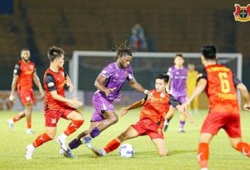 Cầu thủ nhập tịch trên sân cỏ, thể hiện sự giao thoa bản sắc và tham vọng của bóng đá Indonesia