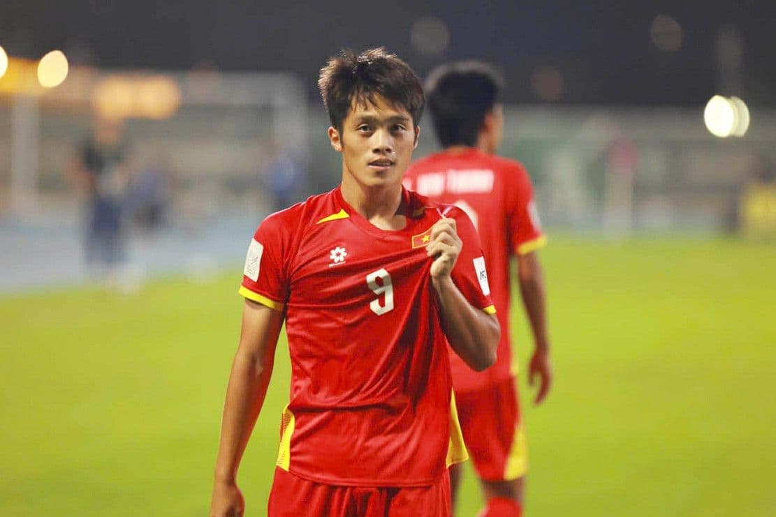 Cầu thủ Quốc Việt của U23 Việt Nam trên sân, người đã ghi bàn mở tỷ số quan trọng.