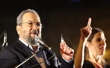 Cựu Thủ tướng Israel Ehud Barak, người từng được Jeffrey Epstein cố vấn về công ty Palantir.