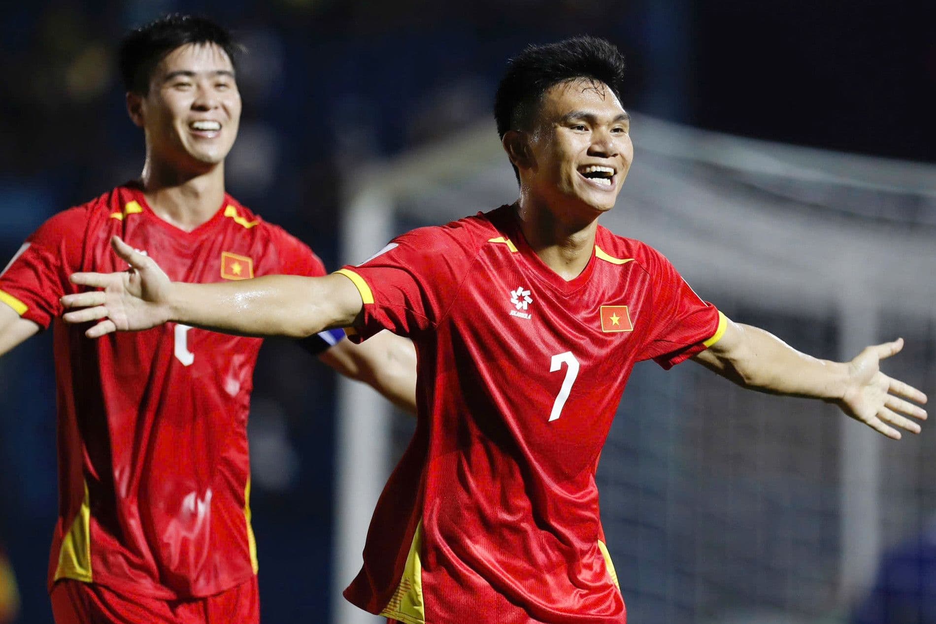 Cầu thủ trẻ U23 Việt Nam ăn mừng bàn thắng, thể hiện khát vọng vươn tầm