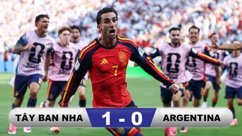 Cầu thủ Tây Ban Nha ăn mừng bàn thắng vào lưới Argentina