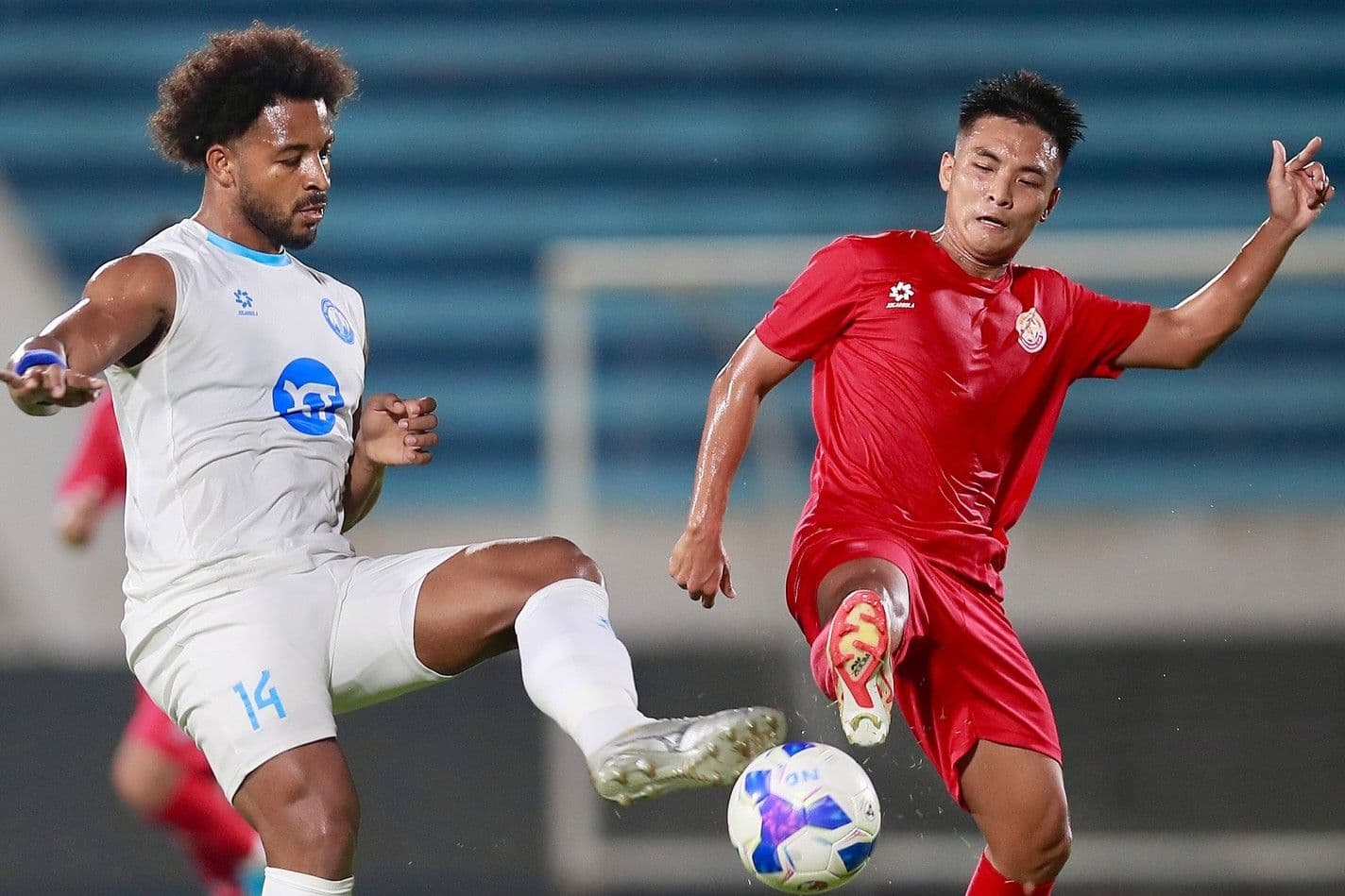 Cầu thủ U23 Việt Nam đối đầu với đối thủ mạnh, học hỏi kinh nghiệm quốc tế