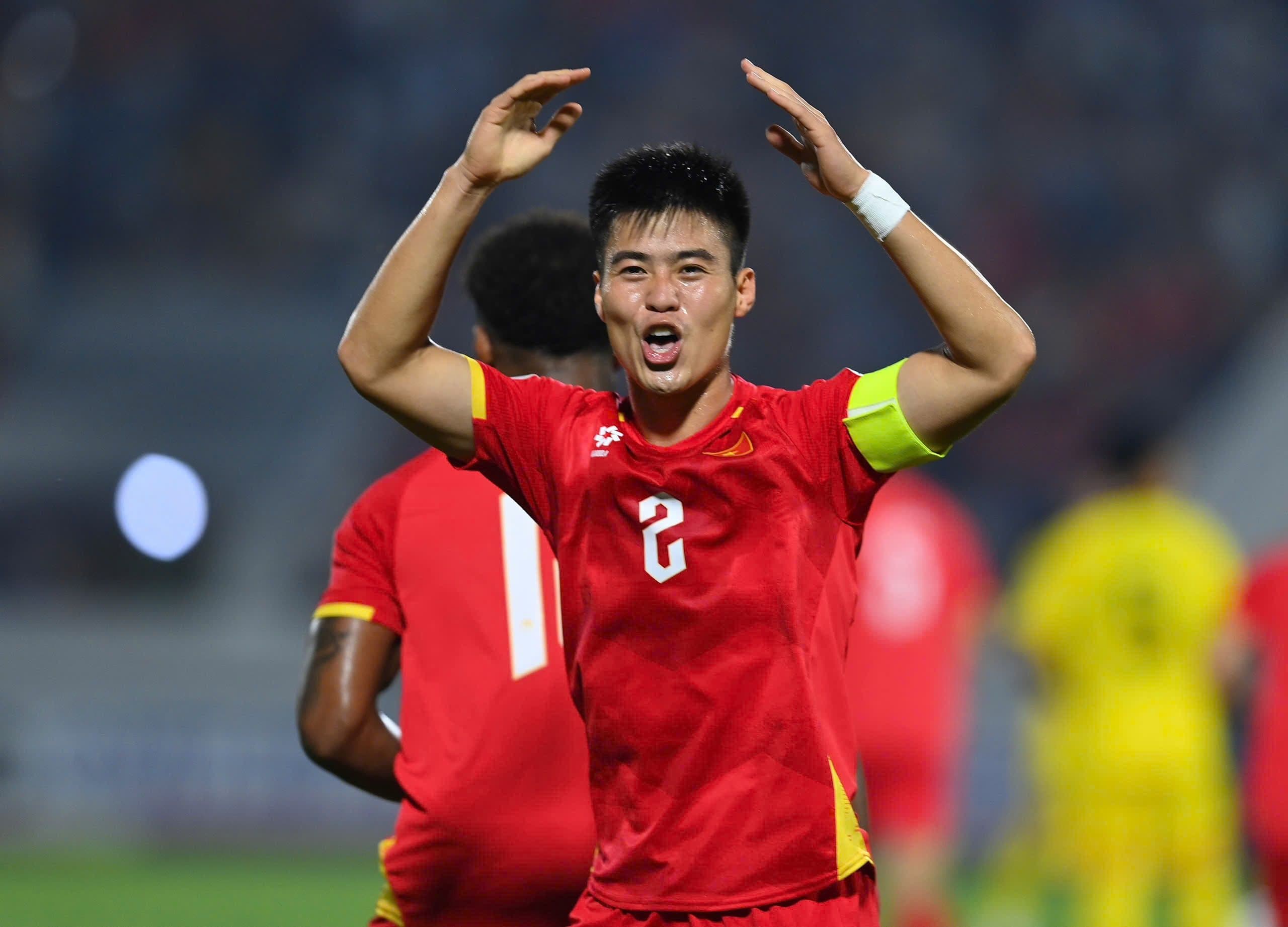 Cầu thủ Việt Nam ăn mừng bàn thắng, thể hiện thành công tại vòng loại Asian Cup.