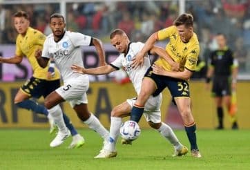 Cầu thủ Xelaju nỗ lực phòng ngự và tìm kiếm cơ hội trên sân nhà trước đối thủ mạnh.