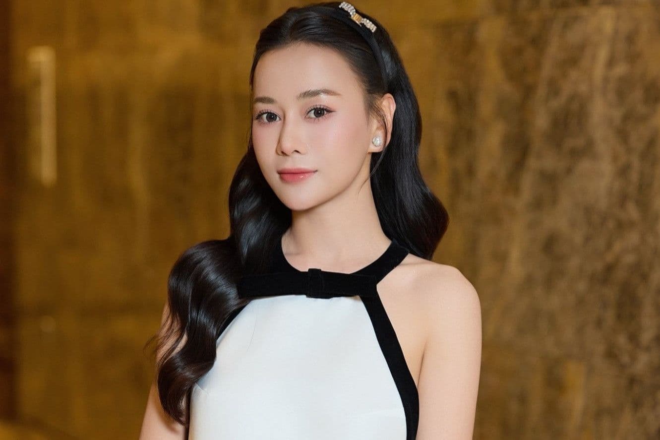 Diễn viên Phương Oanh, một gương mặt quen thuộc của VTV3, đại diện cho dàn diễn viên tài năng.