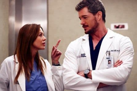 Eric Dane trong vai bác sĩ Mark Sloan cùng Ellen Pompeo trong series Grey's Anatomy.