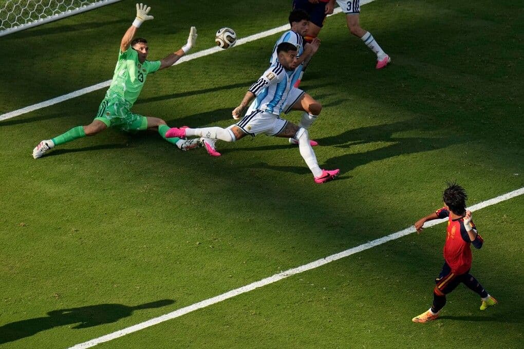 Ferran Torres ghi bàn thắng quyết định cho Tây Ban Nha trong trận chung kết World Cup 2026