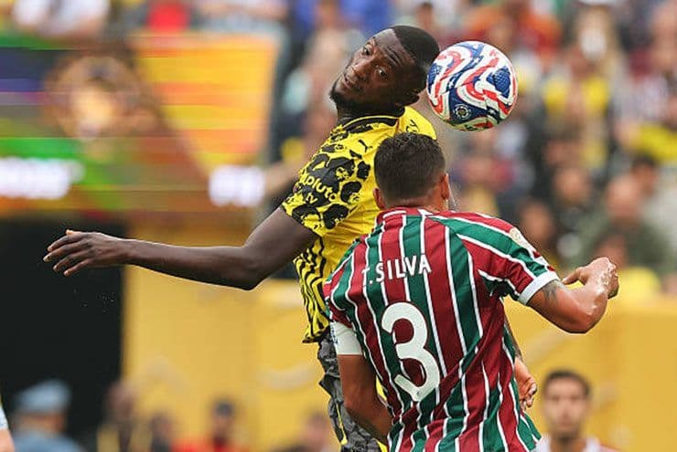 Fluminense của Thiago Silva cầm hòa Dortmund và thậm chí có thể đã ghi được bàn thắng