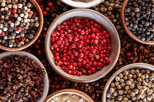 Giá tiêu ngày 7/9/2025 giảm mạnh, cho thấy sự biến động của thị trường hồ tiêu.