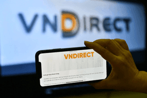 Giao diện ứng dụng VNDIRECT trên điện thoại, minh họa hệ sinh thái sản phẩm D-series.