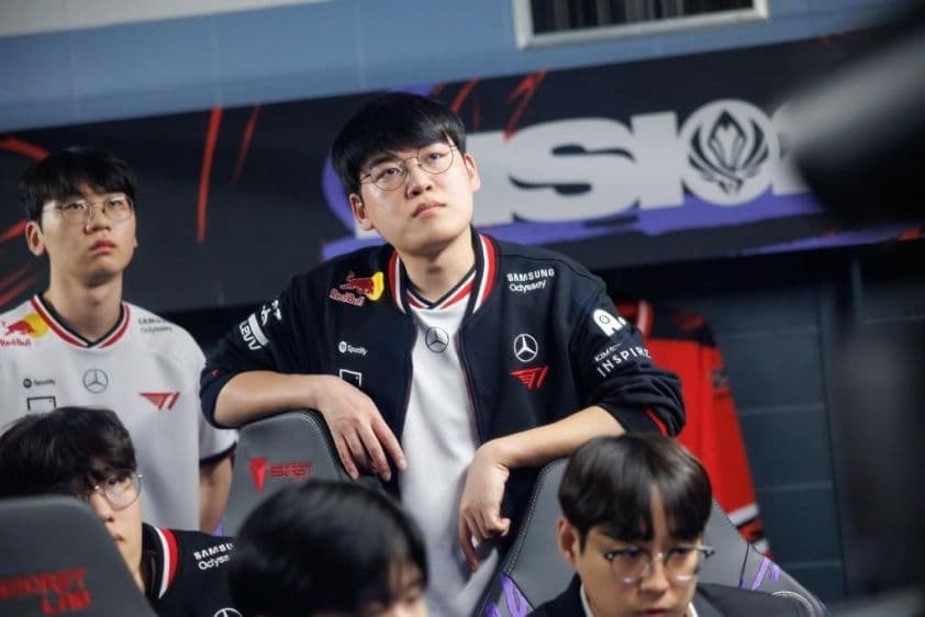 Gumayusi và đồng đội T1 trong hậu trường MSI 2025