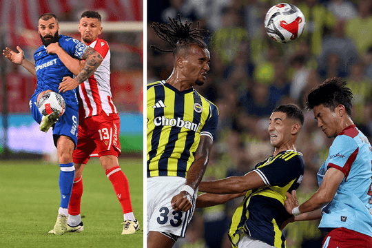 Hai đội bóng Premier League tranh chấp quyết liệt trên sân cỏ, thể hiện bản lĩnh và chiến thuật.