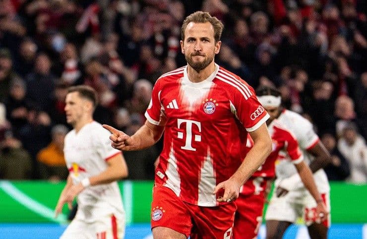 Harry Kane ăn mừng bàn thắng mở tỷ số cho Bayern Munich trước RB Leipzig