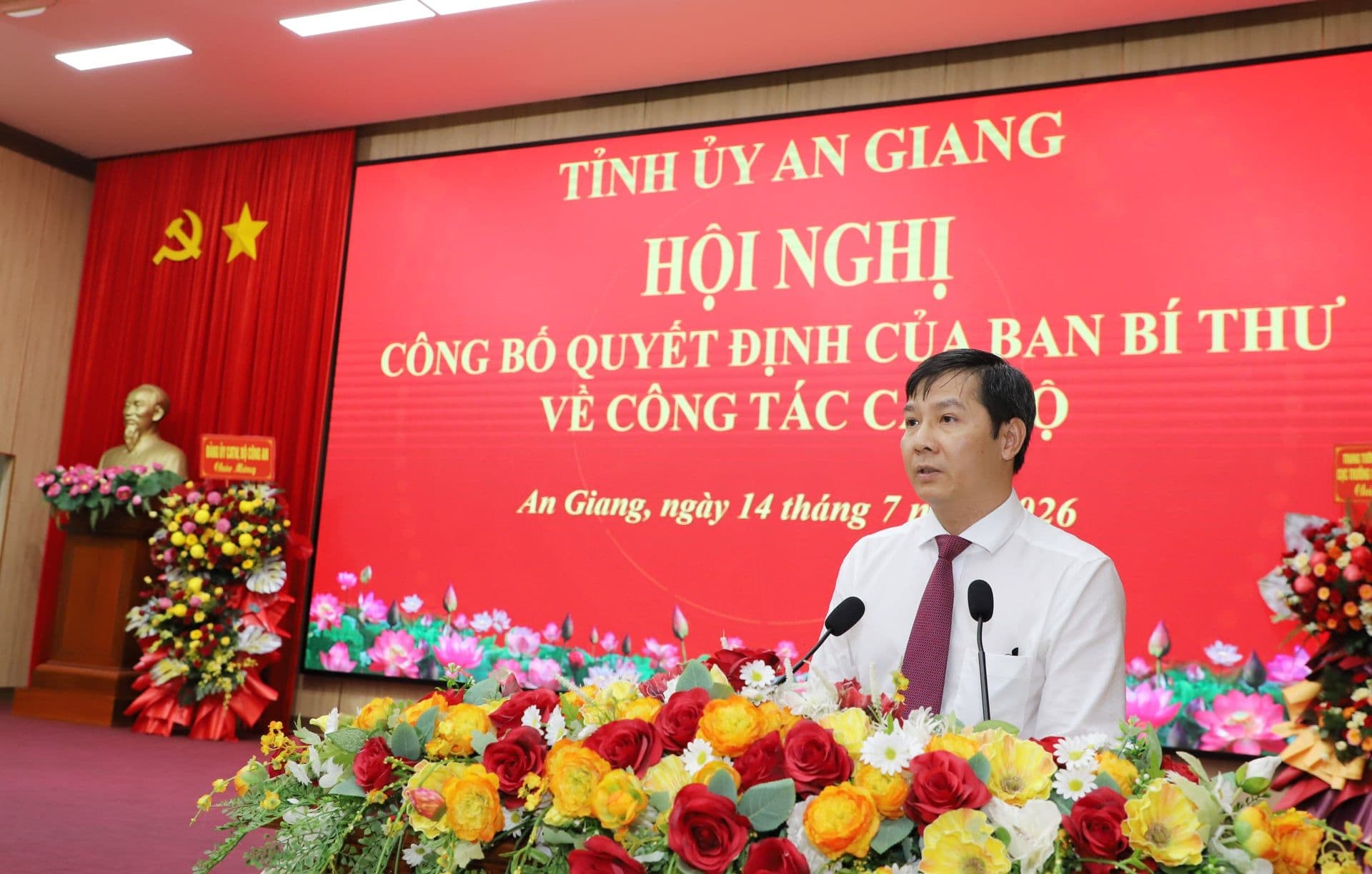 Hội nghị Tỉnh ủy An Giang thảo luận về các phương án phát triển kinh tế-xã hội cho địa phương